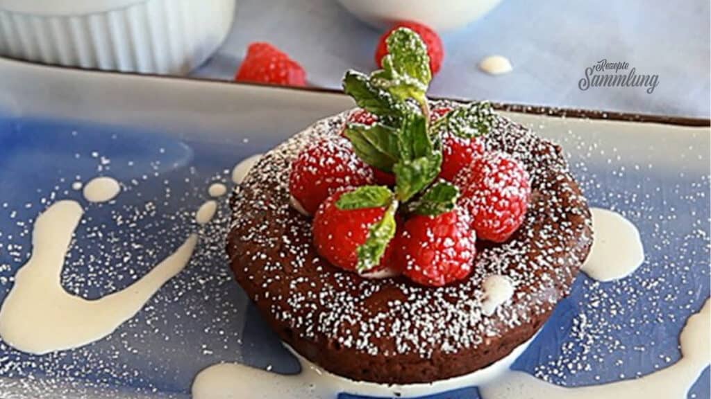 Zitronengugelhupf (Zitronenkuchen) nach Tim Mälzer - Rezepte Sammlung
