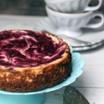 cheesecake mit brombeer swirl