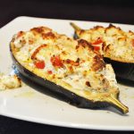gefullte aubergine mit tomaten