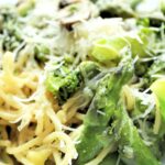 one pot pasta mit gruenem spargel pilzen und brokkoli 2